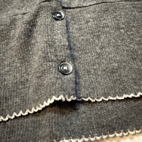 GAP LOVE gray PJS shorts and long sleeve Women's Small - Picture 3 of 4